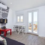 Designer Flats In Lapa By Lovelystay شقة