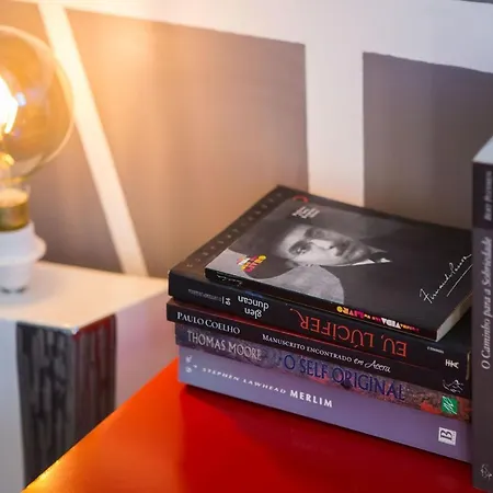 Designer Flats In Lapa By Lovelystay * 리스본