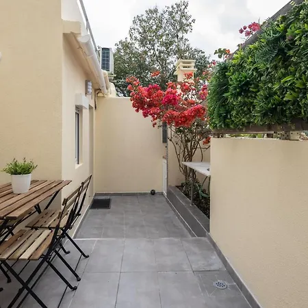 Designer Flats In Lapa By Lovelystay Lisbona