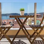Designer Flats In Lapa By Lovelystay Apartamento Lisboa