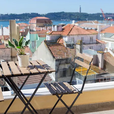 Designer Flats In Lapa By Lovelystay Lisboa