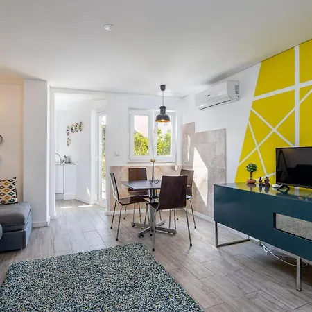 Designer Flats In Lapa By Lovelystay