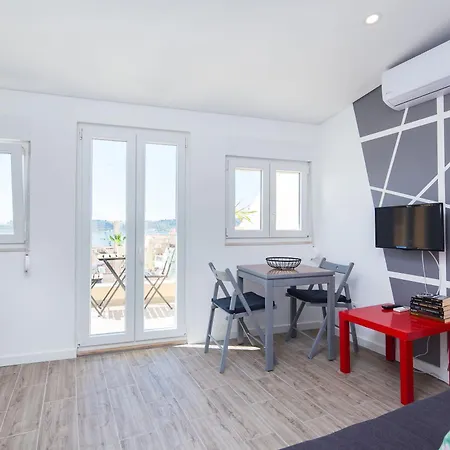 Designer Flats In Lapa By Lovelystay * Lisboa